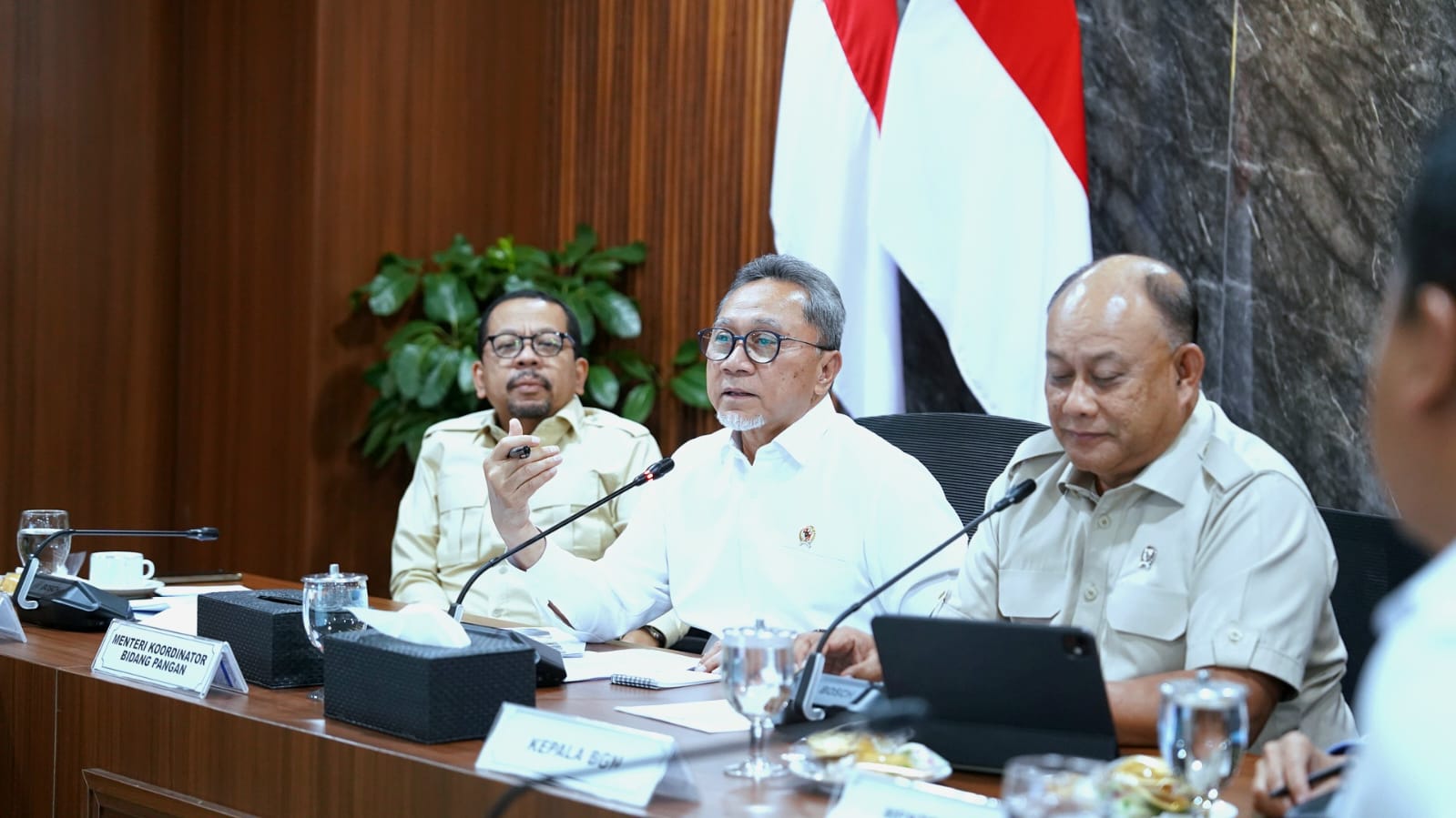 Menko Pangan Zulhas mengatakan para santri membutuhkan asupan gizi yang memadai