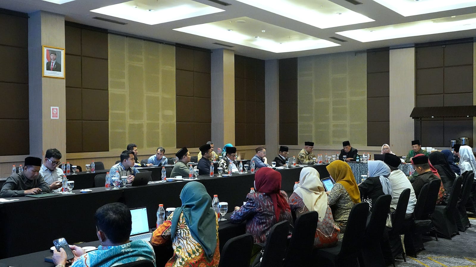 Menag menjelaskan relasi kuasa yang timpang dapat membuka ruang penyalahgunaan apabila tidak disertai pengawasan dan standar yang jelas