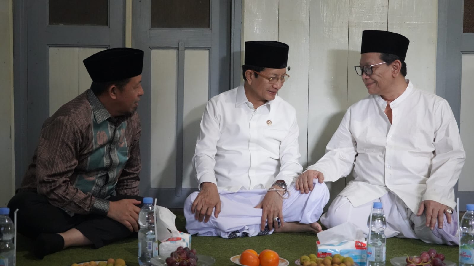 "Meskipun sekarang ini ada ujian-ujian di kawasan pondok pesantren, kita sangat yakin di mana ada ujian, di situ ada kenaikan kelas. Tidak ada kenaikan kelas tanpa ada ujian," kata Menag.