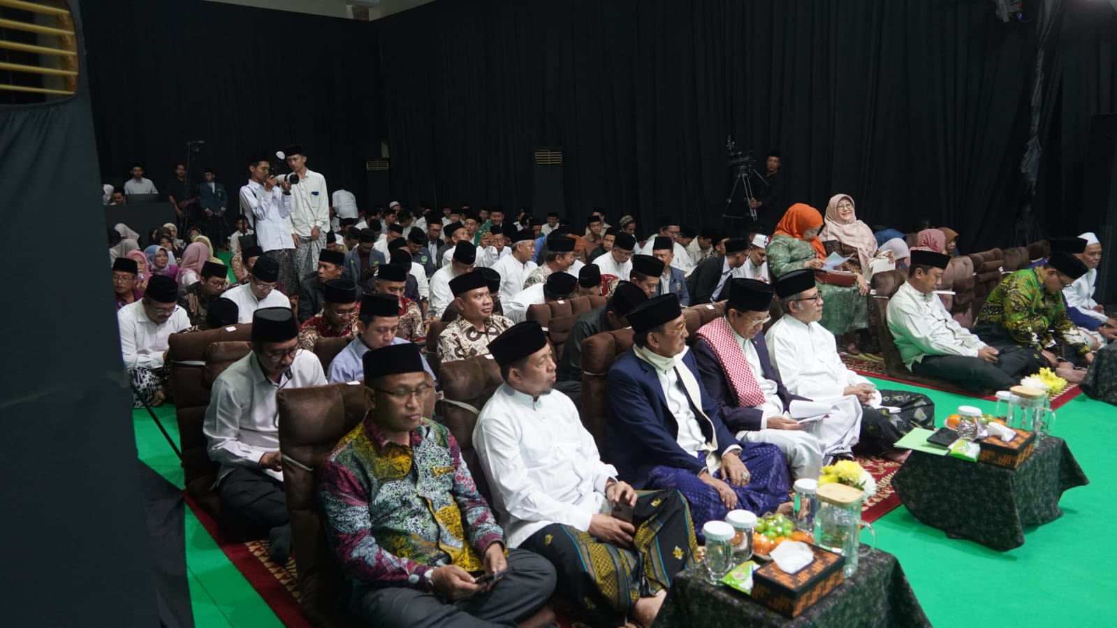 Suasana kegiatan Bedah Buku KH. Abdul Wahab Hasbullah di Pesantren Ali Maksum Krapyak, Yogyakarta.